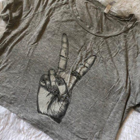 ‘Peace’ Gray Crop Top - Picture 1 of 3